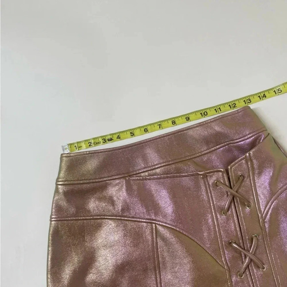 Nicholas Sofie Metallic Rose Wrap Style Lace Up Mini Skirt Size 4 - Picture 10 of 14